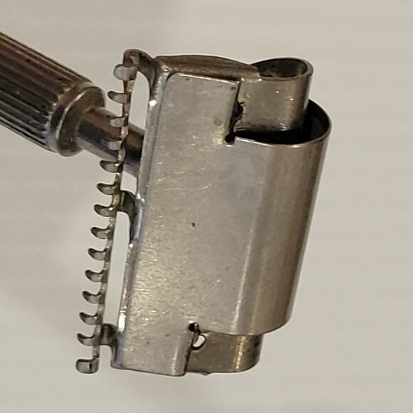 Rare Vintage Rhodes Kriss Kross Swivel Head Injector Safety Razor - Picture 10 of 11